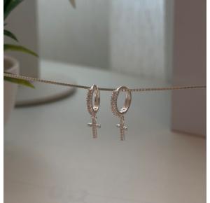 Argola de Prata 925 com Pingente Crucifixo Cravejados com Zircônias Claras